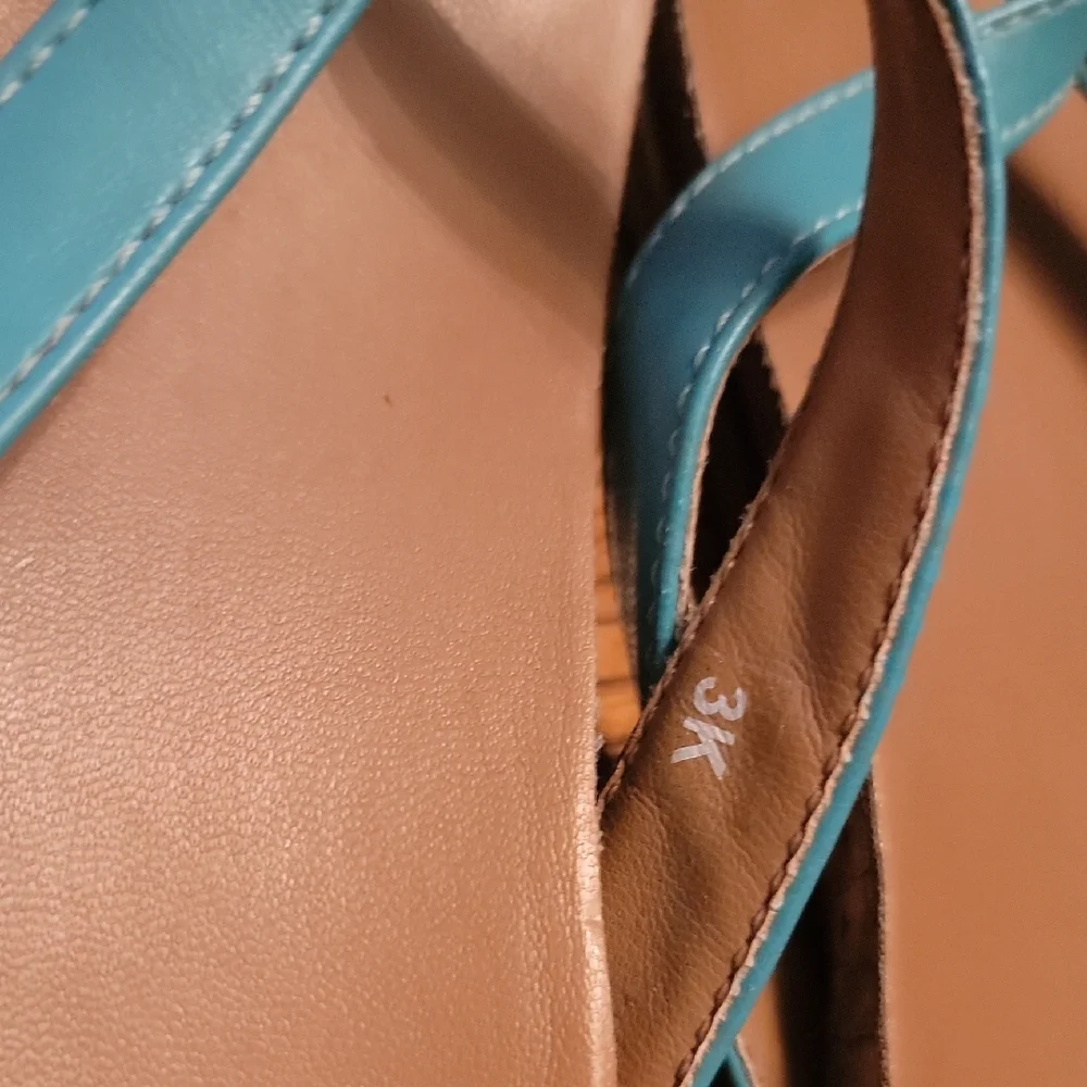 UGG Size 3 Kids Pink and Turquoise Summer Sandals
